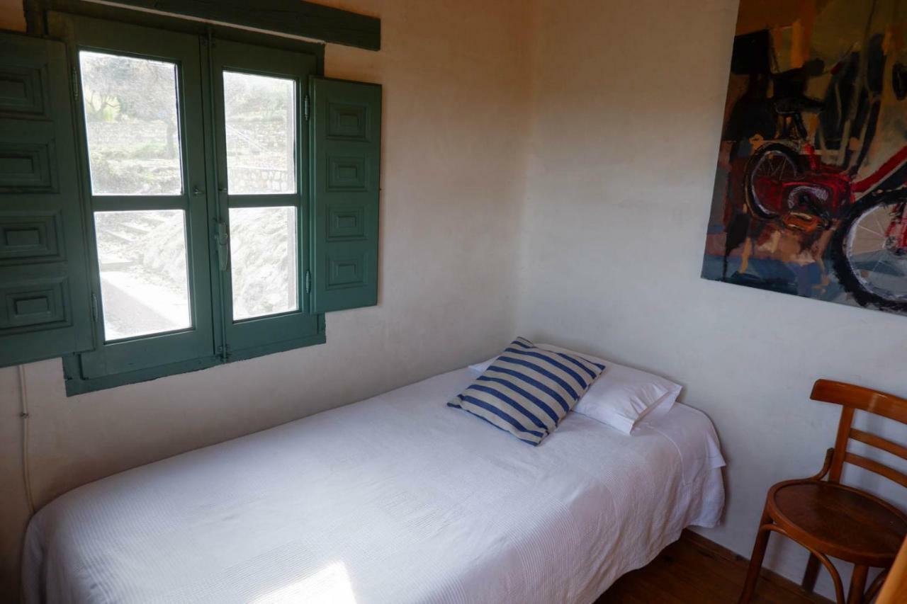 El Zarzal Pension Horche Buitenkant foto